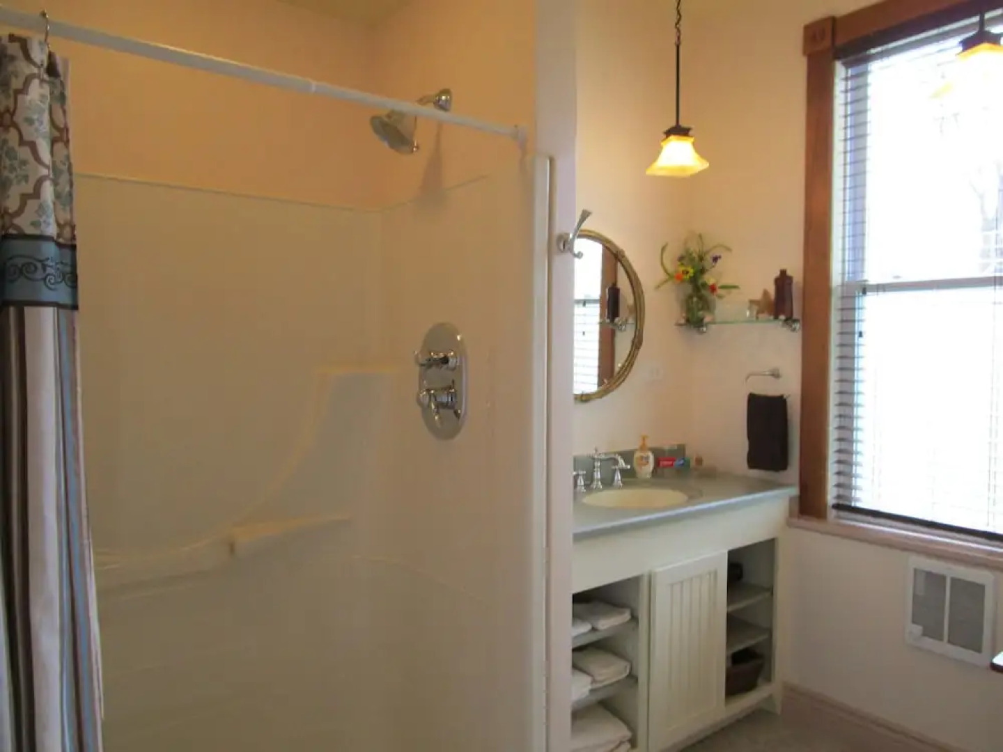 Pillow and Pantry B & B