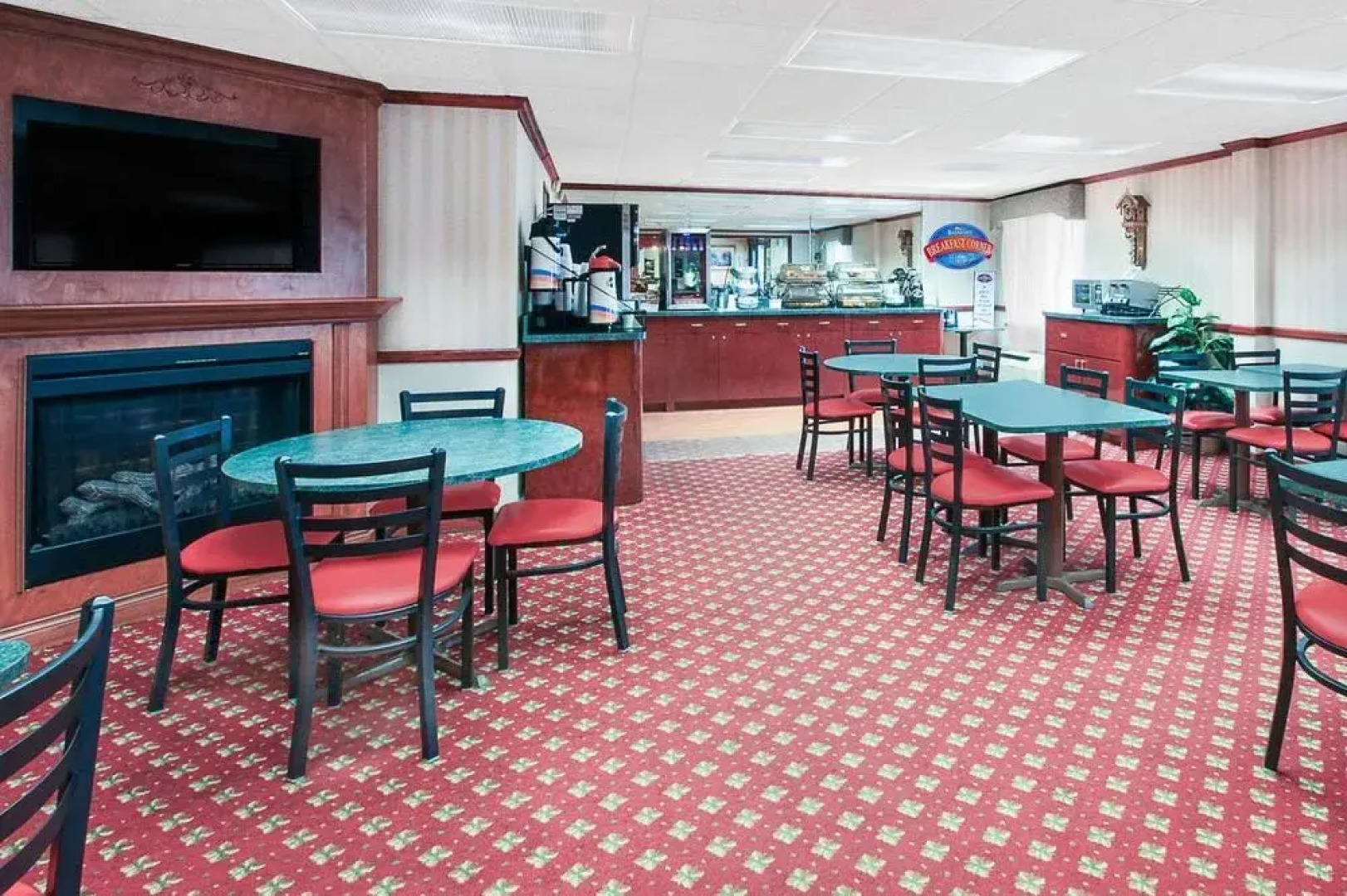 Baymont Inn & Suites Flint