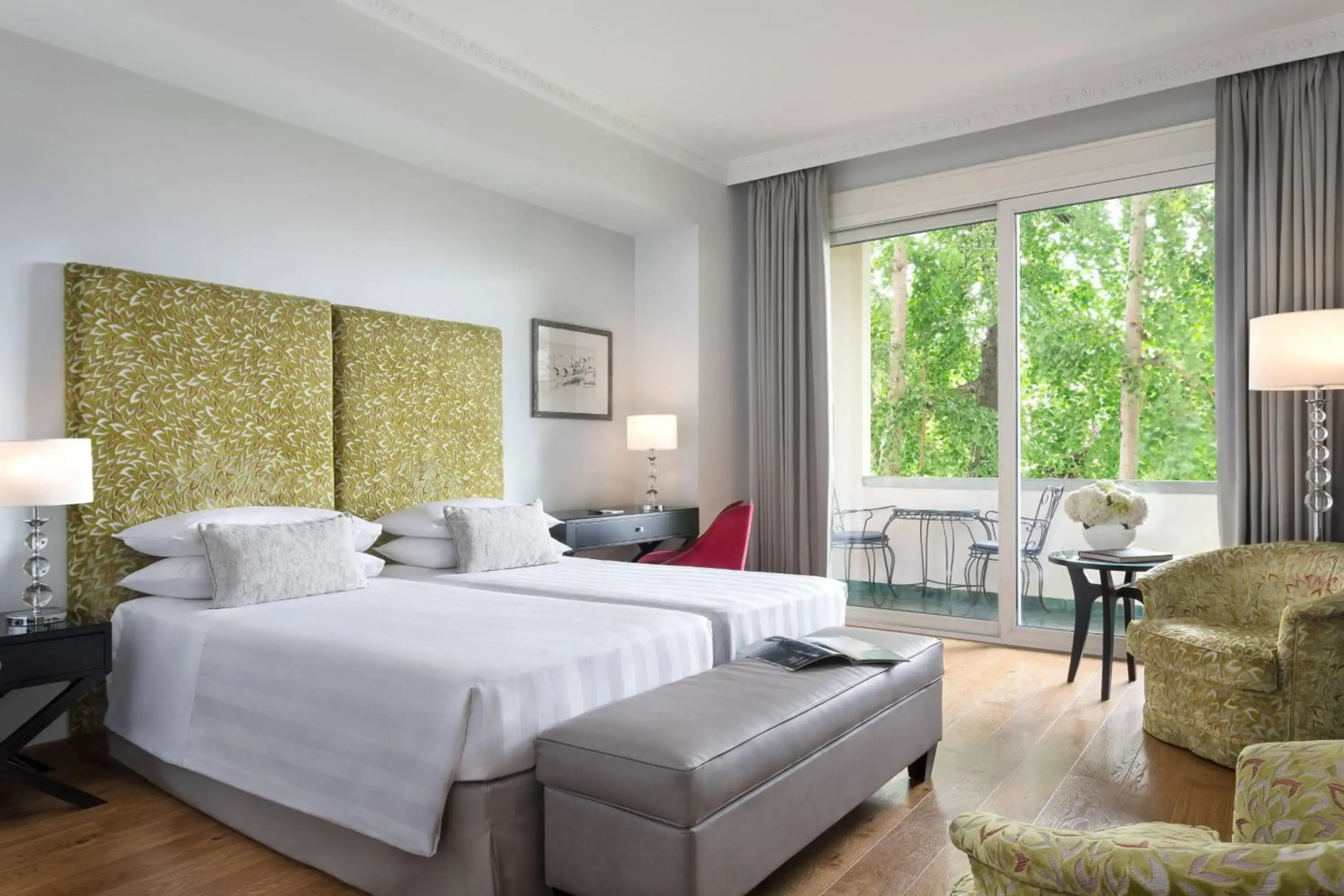 Sina Villa Medici, Autograph Collection