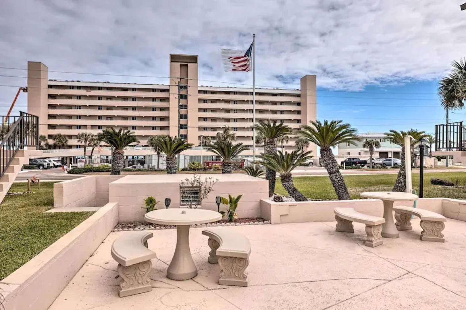 Ponce Inlet Condo w/ Beach & Pool Access!