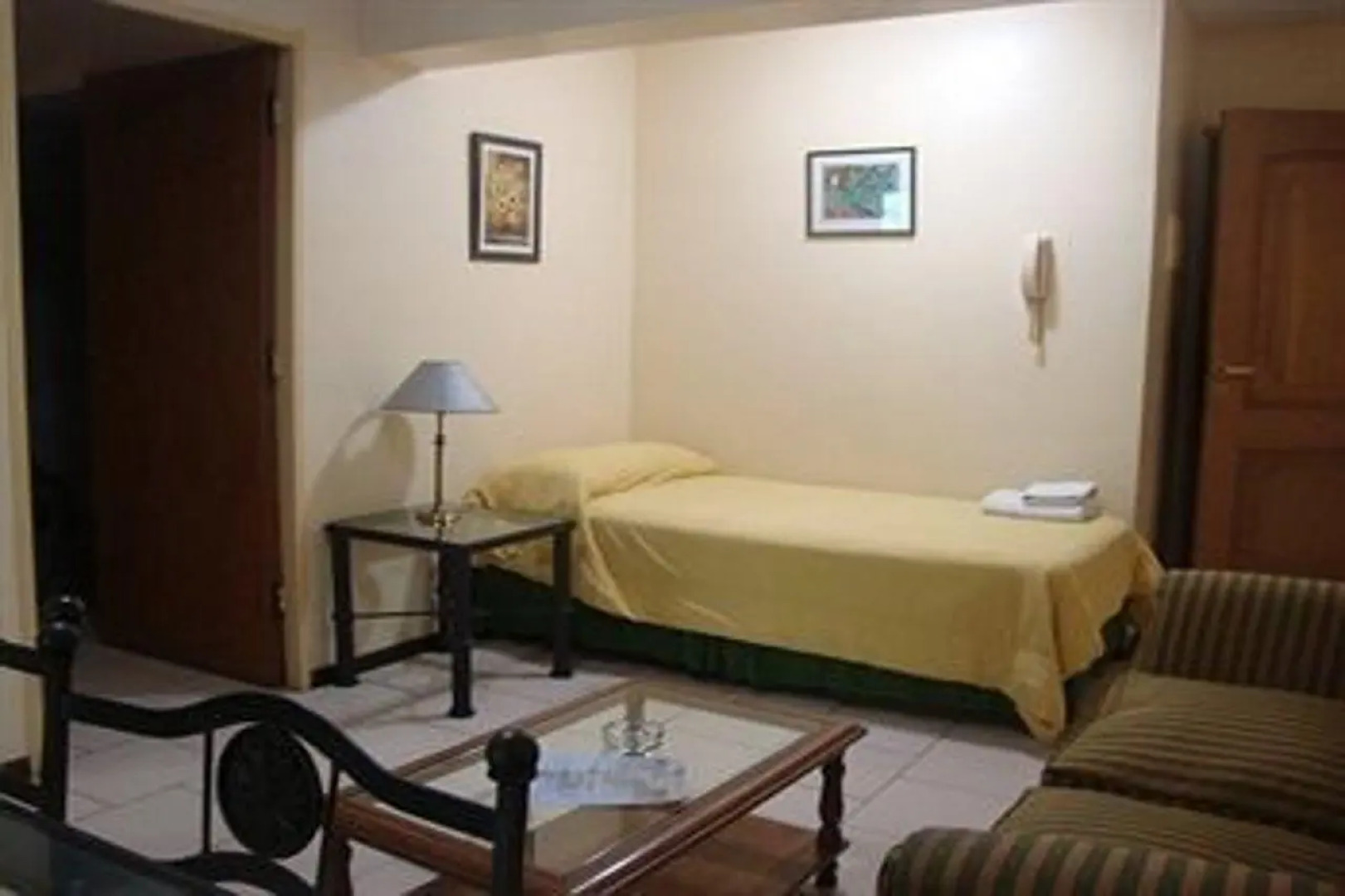 Home Suites Apart Hotel Medoza
