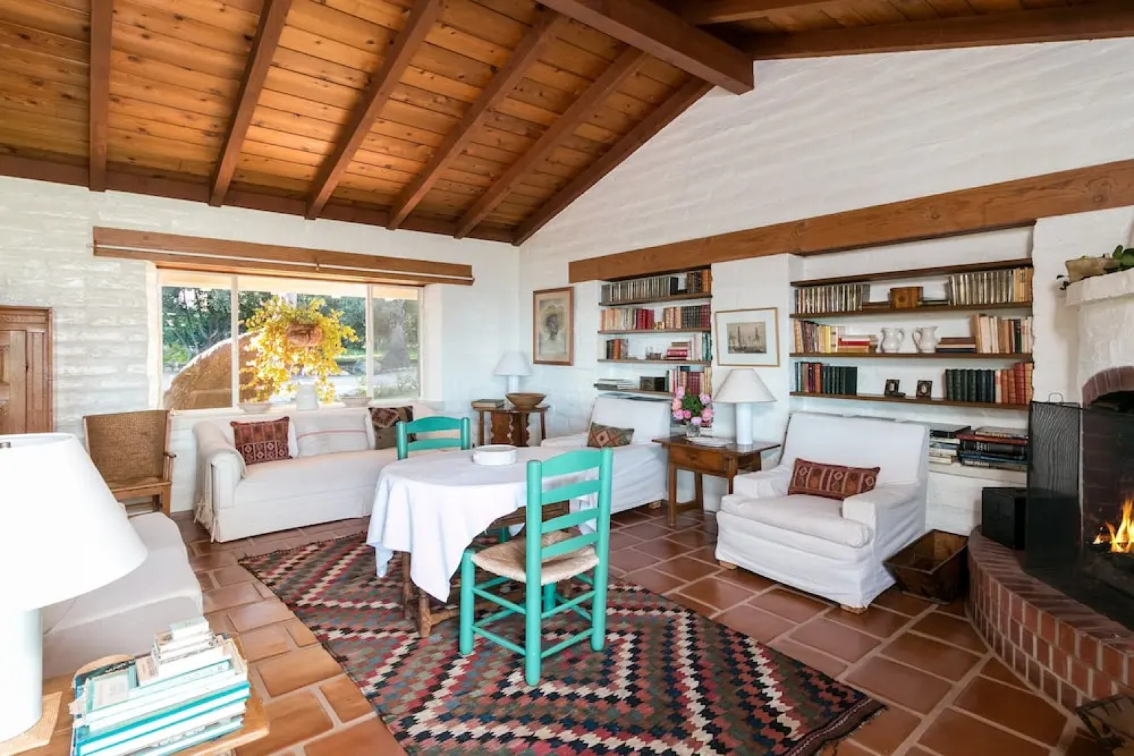 6590 Camino Carreta House by RedAwning