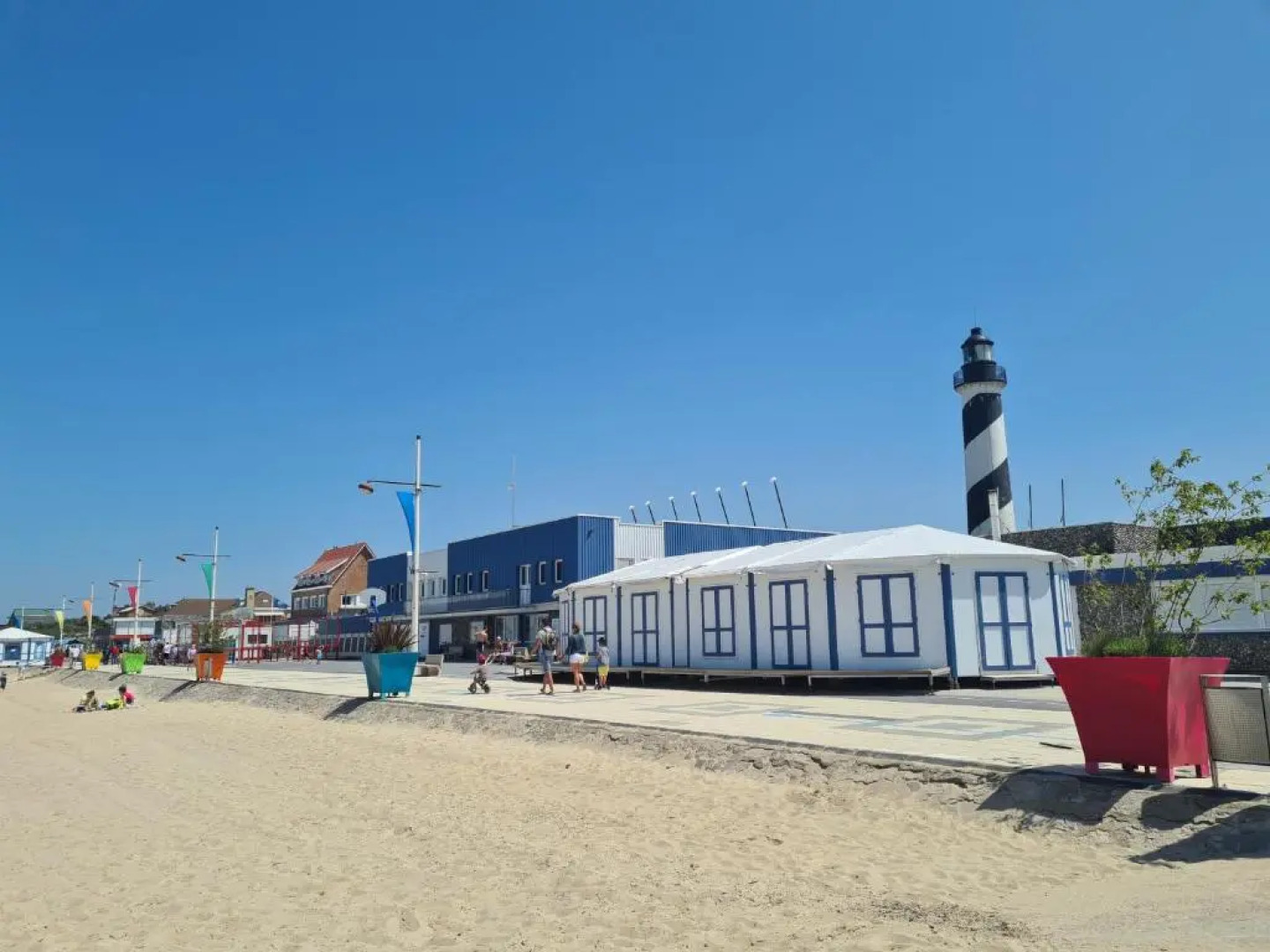 "Les Embruns" Maison meublée, proche de la mer