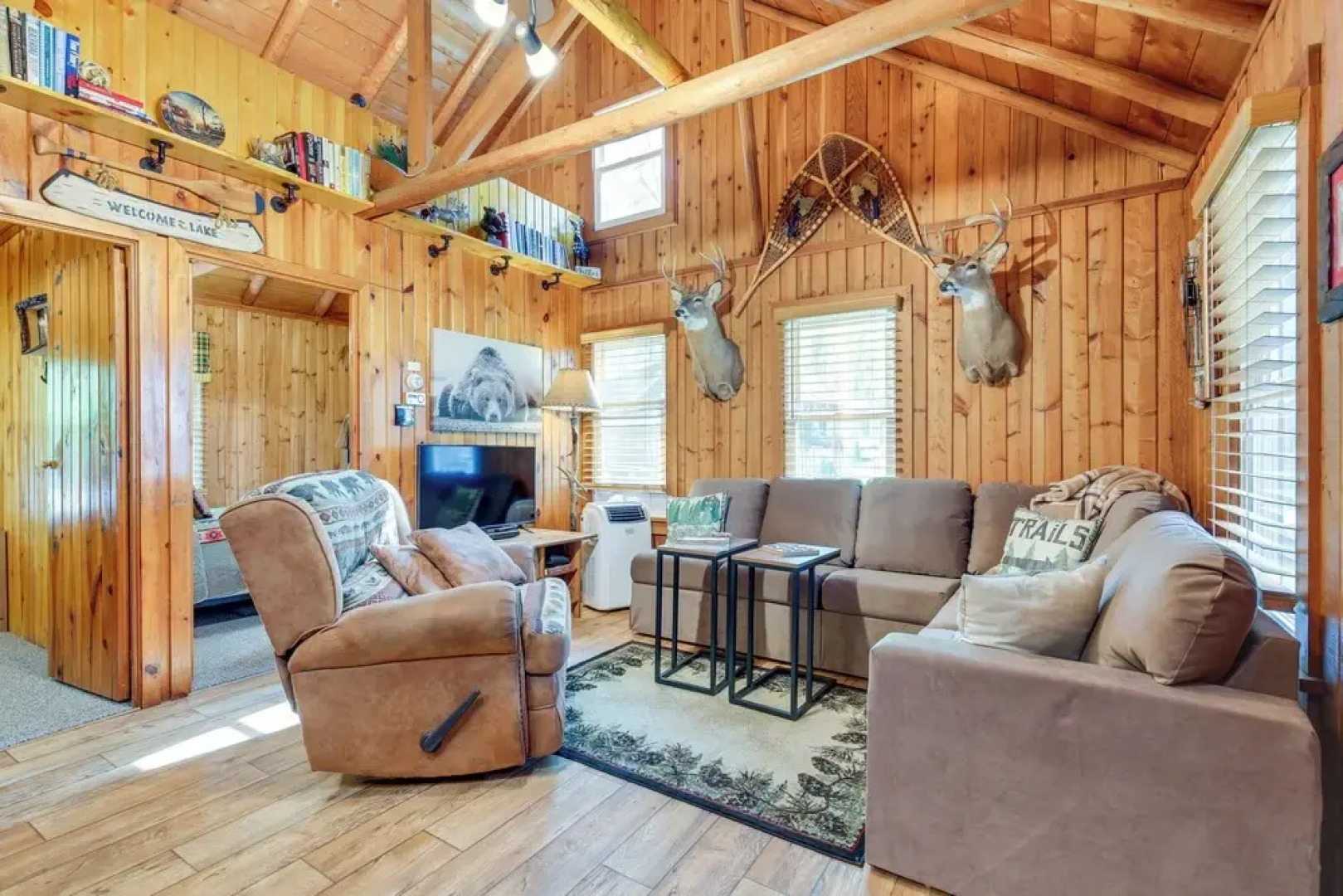 Cozy Wisconsin Getaway w/ Dock & Lake Access!