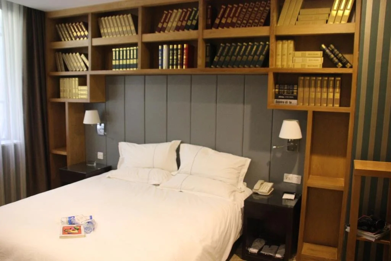 Jingwen Shuyuan Elegant Hotel