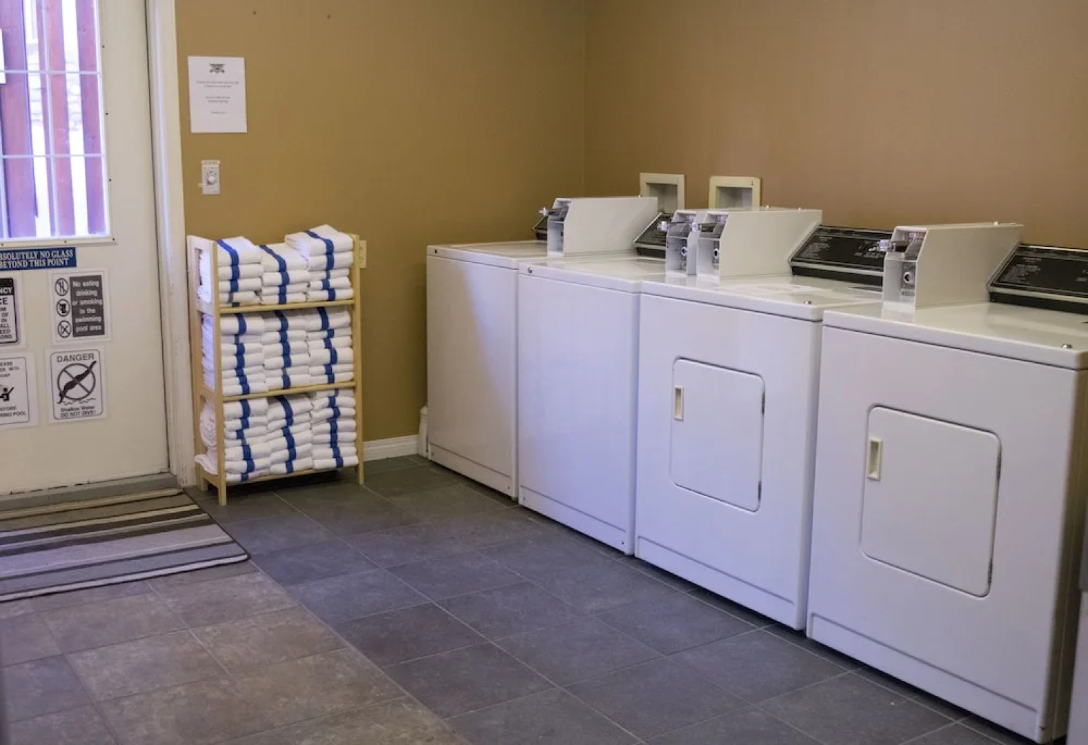 Banff Boundary Lodge