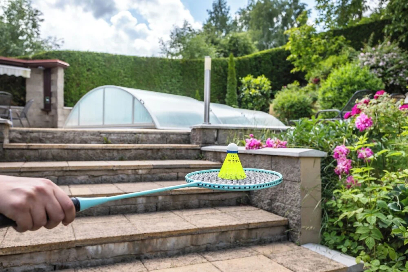 Cottage with pool playground and privacy