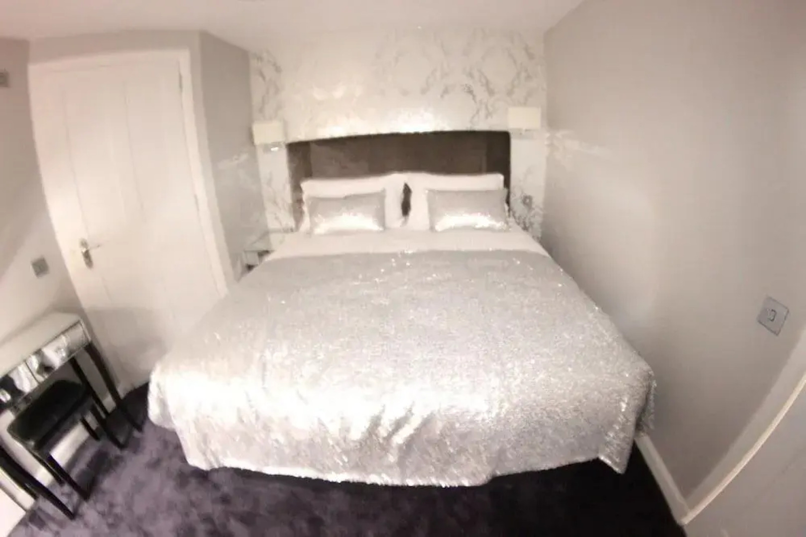 Shorehead Guest House