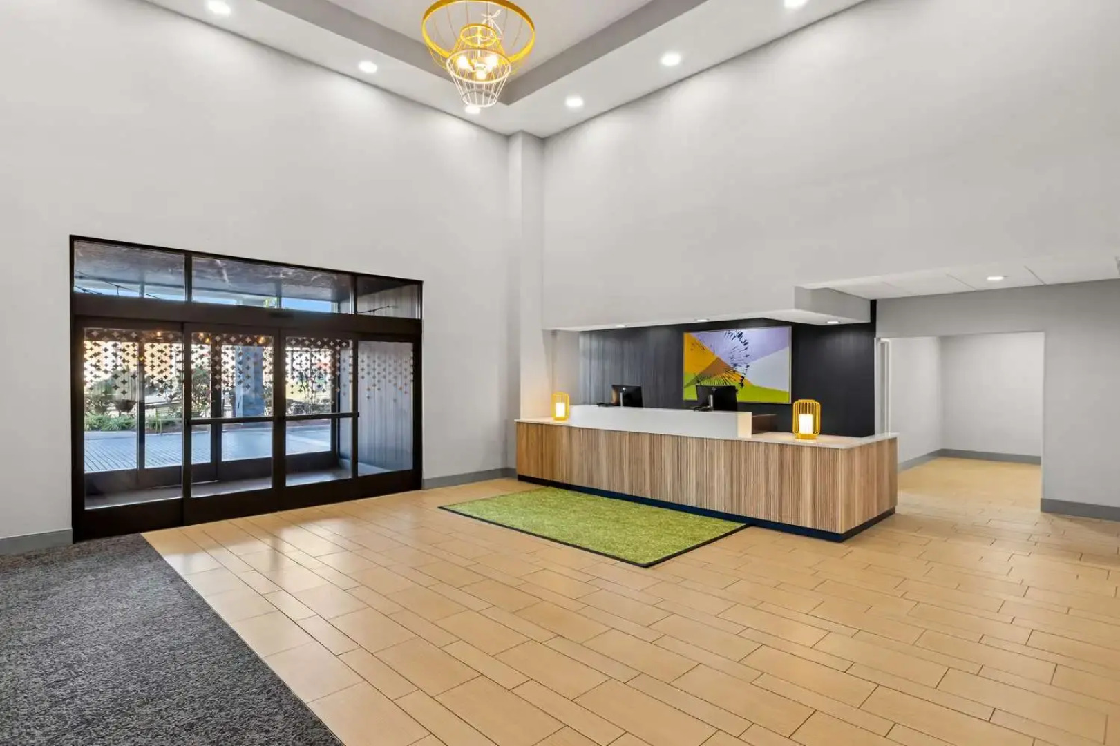 Best Western Plus North Savannah