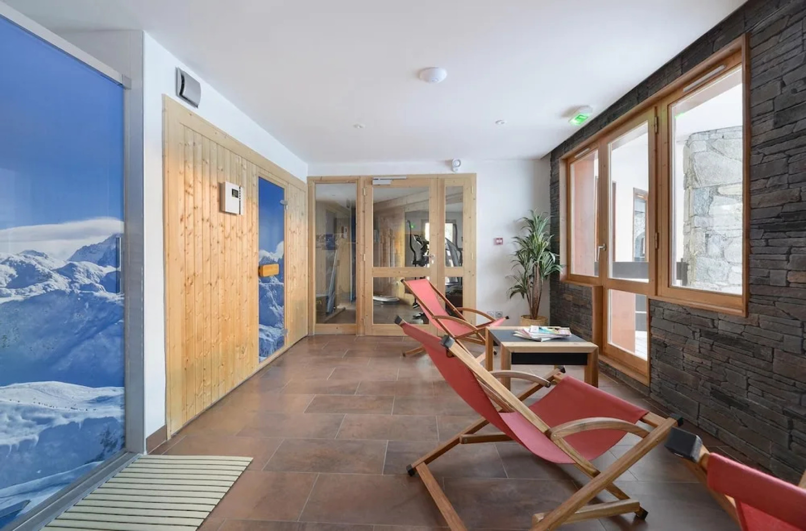 Residence LES Coches Apartment in a Family Resort at the Bottom of the Slopes Bac307