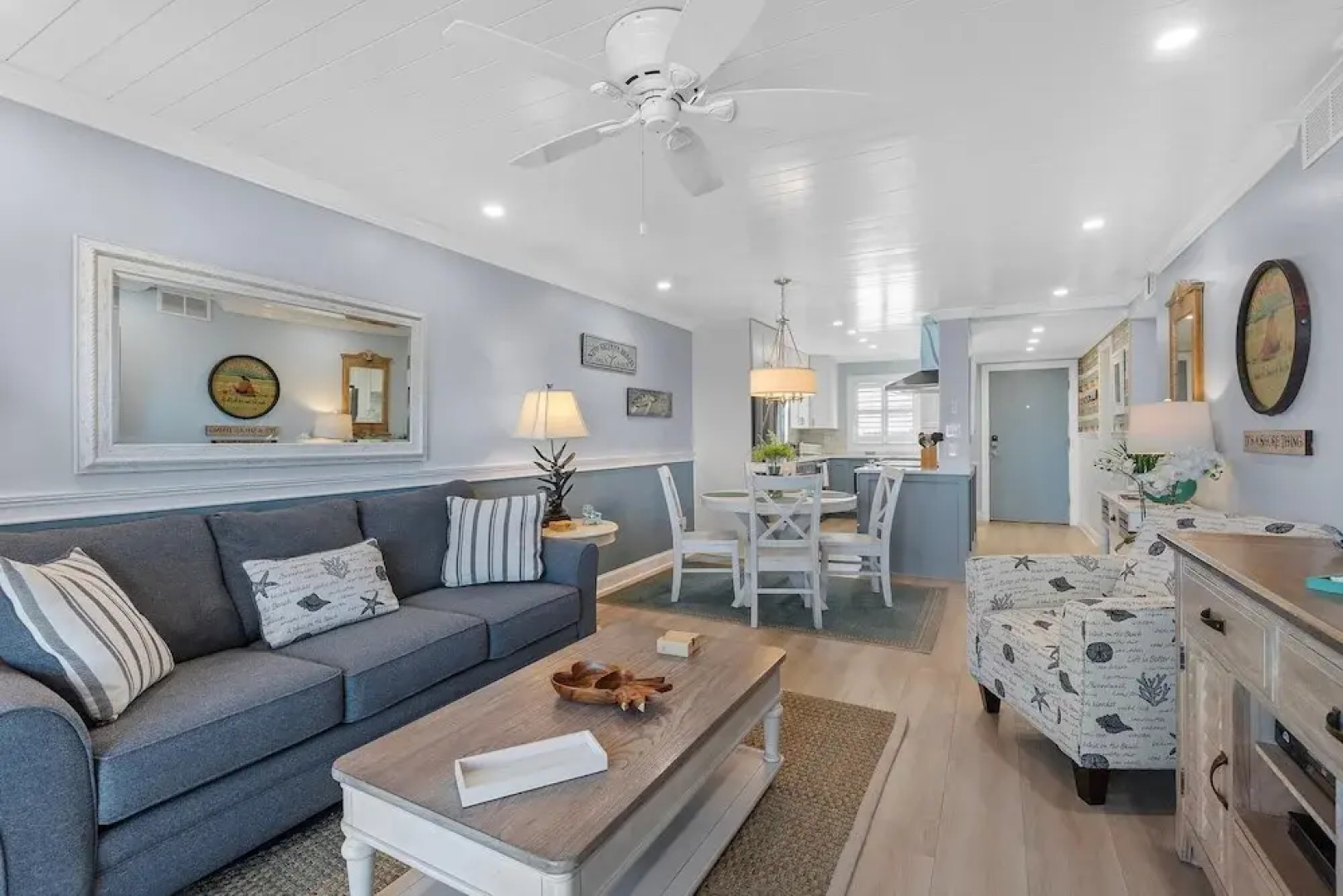 Sea Coast Gardens II 402