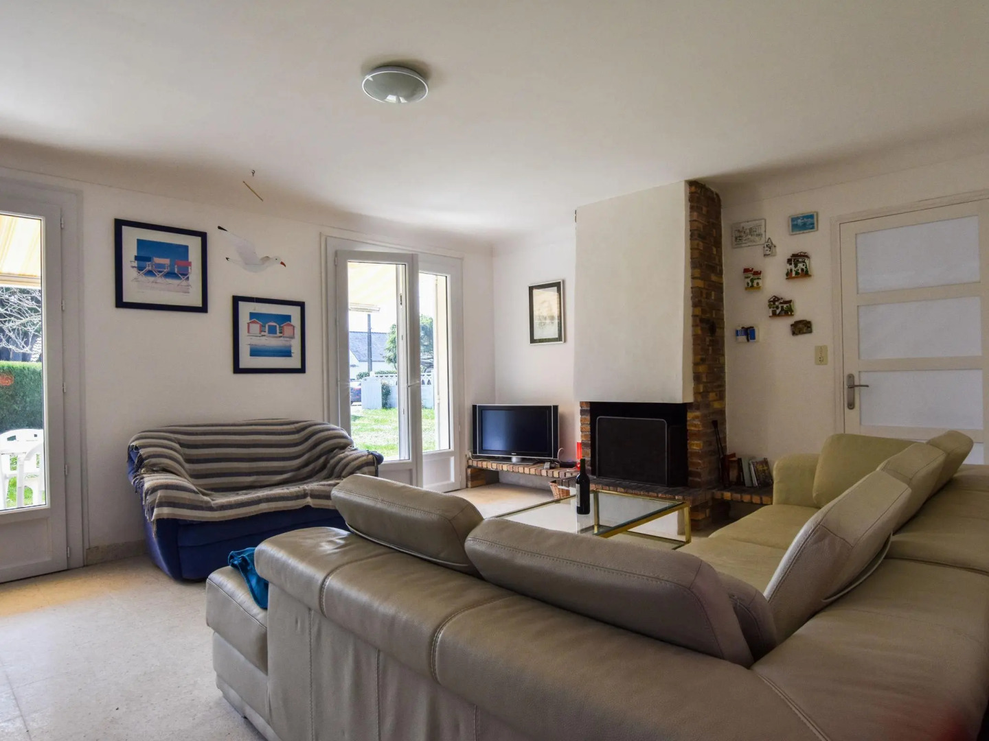 Serene Holiday Home in Pénestin with Garden