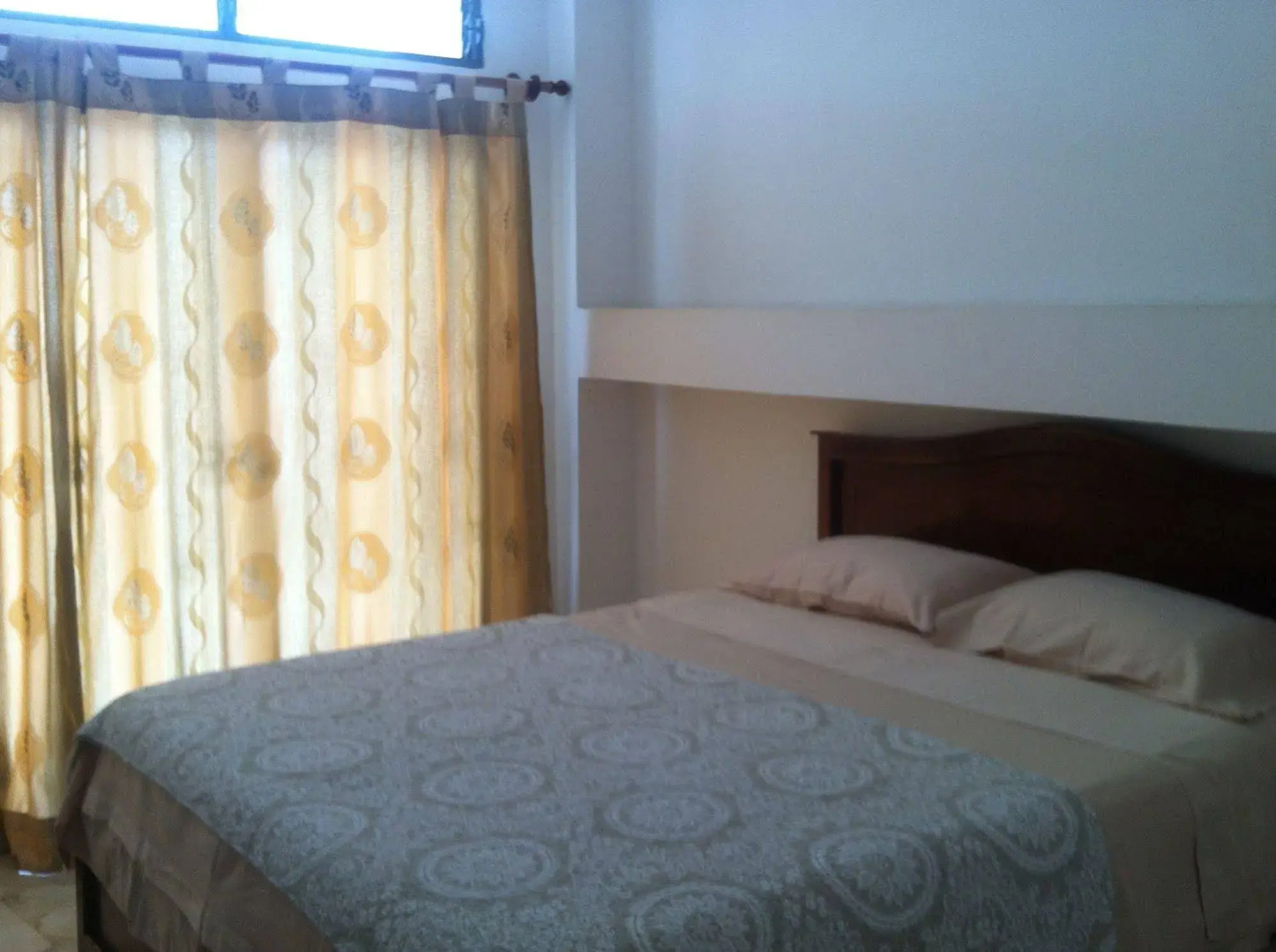 La Victoria Guest House