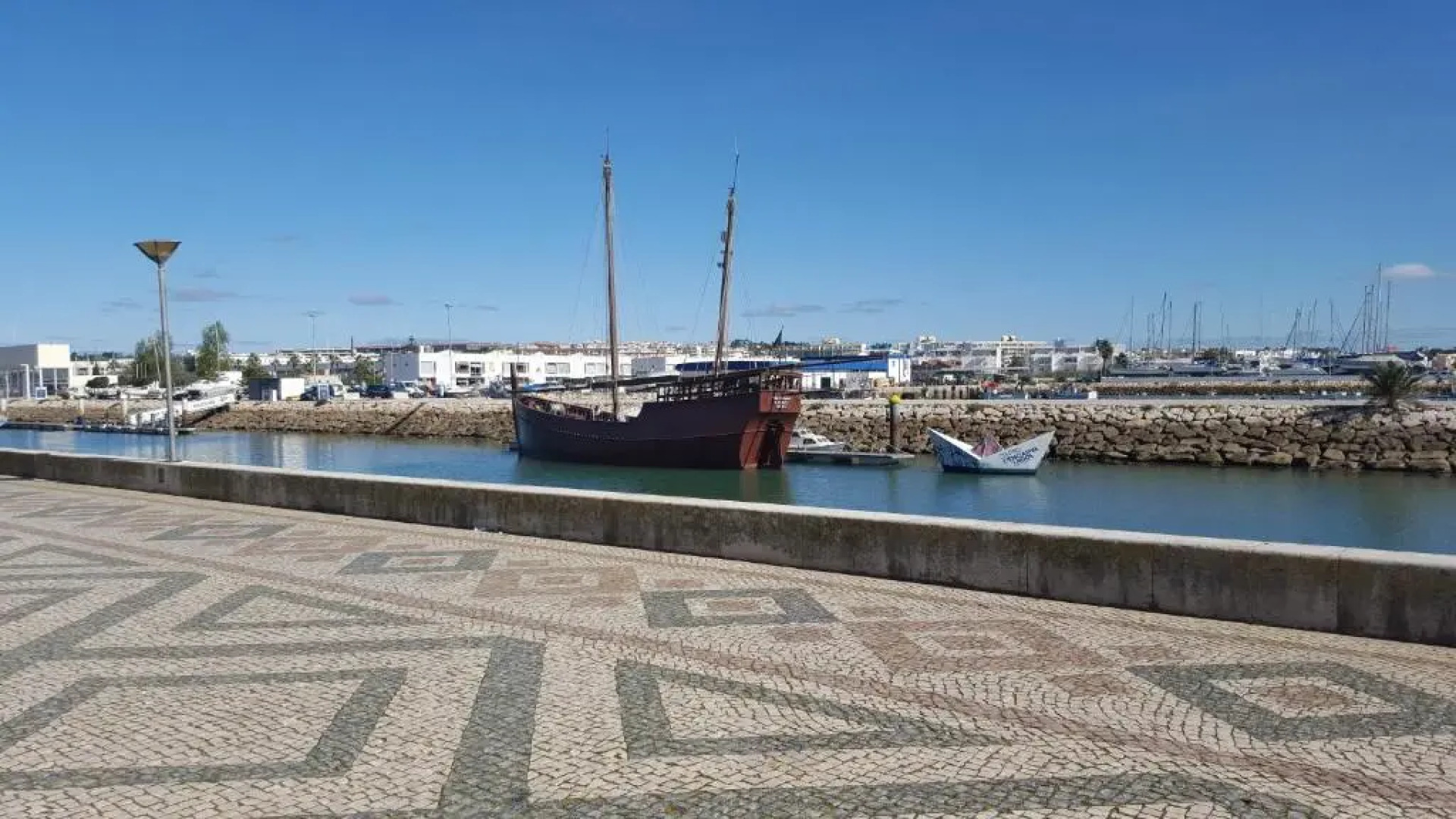 Lagos Marina Guest House