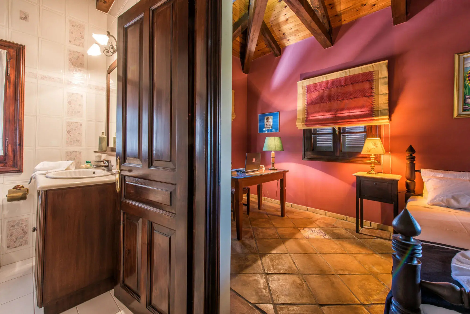 Sarakino The House of Literature