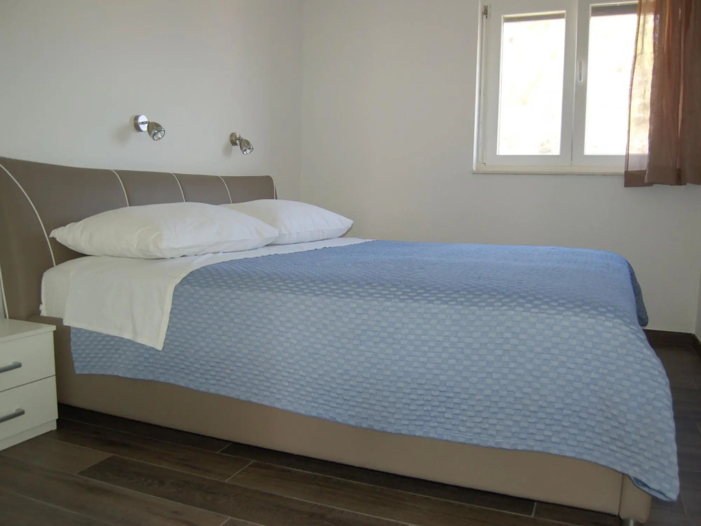 Modern holiday home with terrace,100 m distant from the sea !