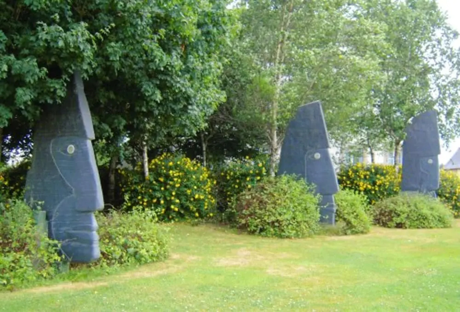 House With 2 Bedrooms in Le Cloître-saint-thégonnec, With Wonderful Ci