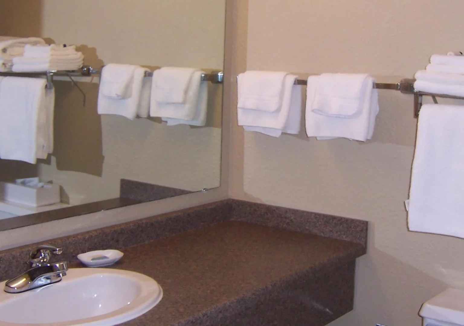 Norwood Inn & Suites