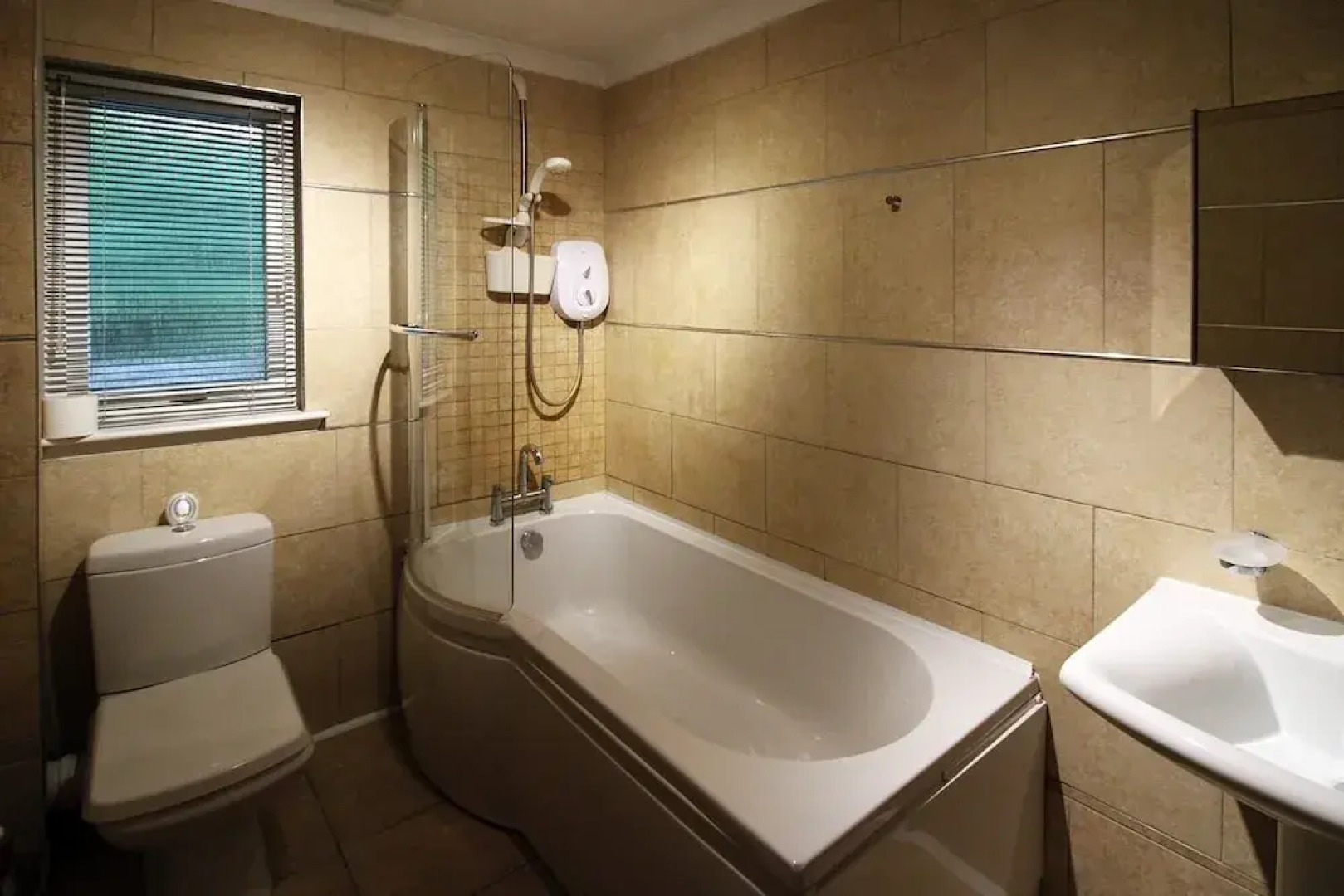 Highland Comfort With Mountain Views