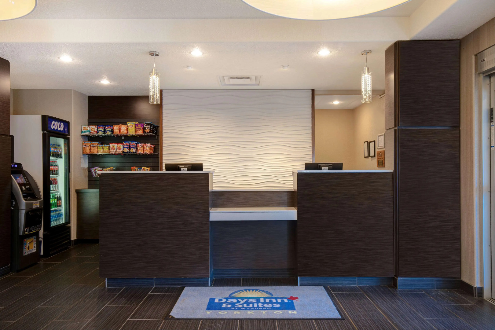 Days Inn & Suites by Wyndham Yorkton