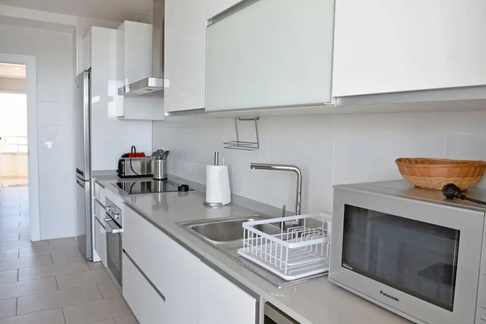 Apt with Sea View & Pool 5