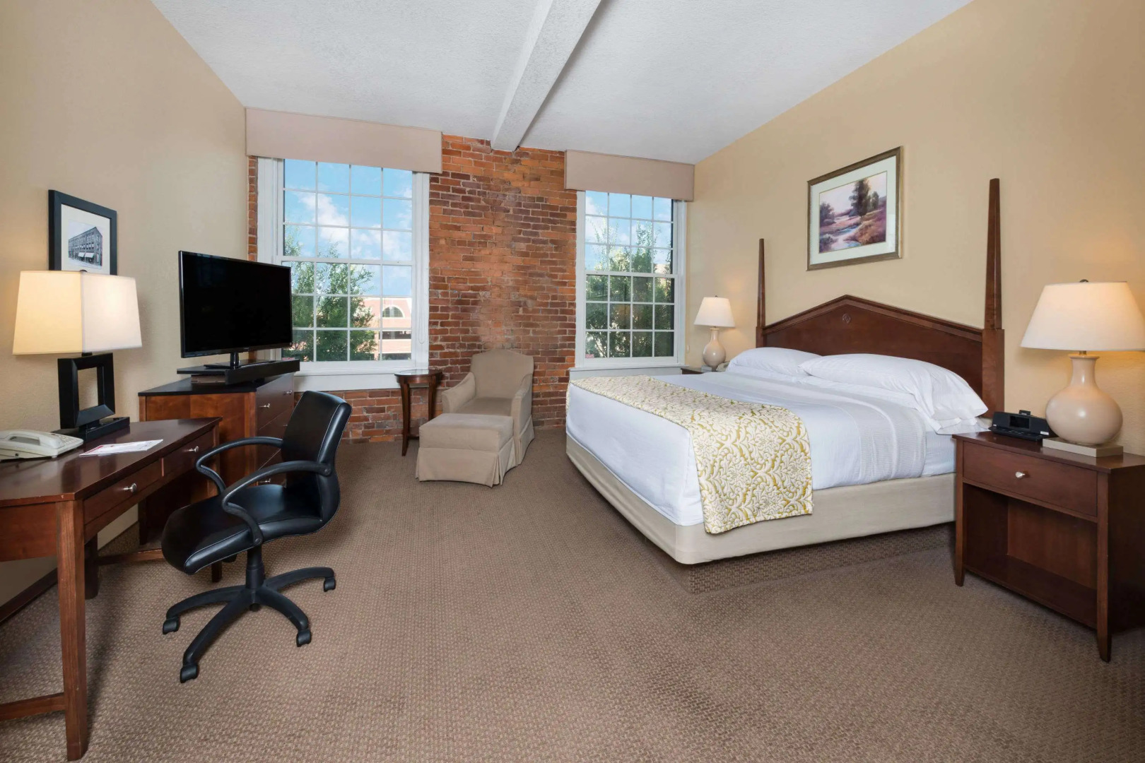 Hawthorn Extended Stay by Wyndham Rome