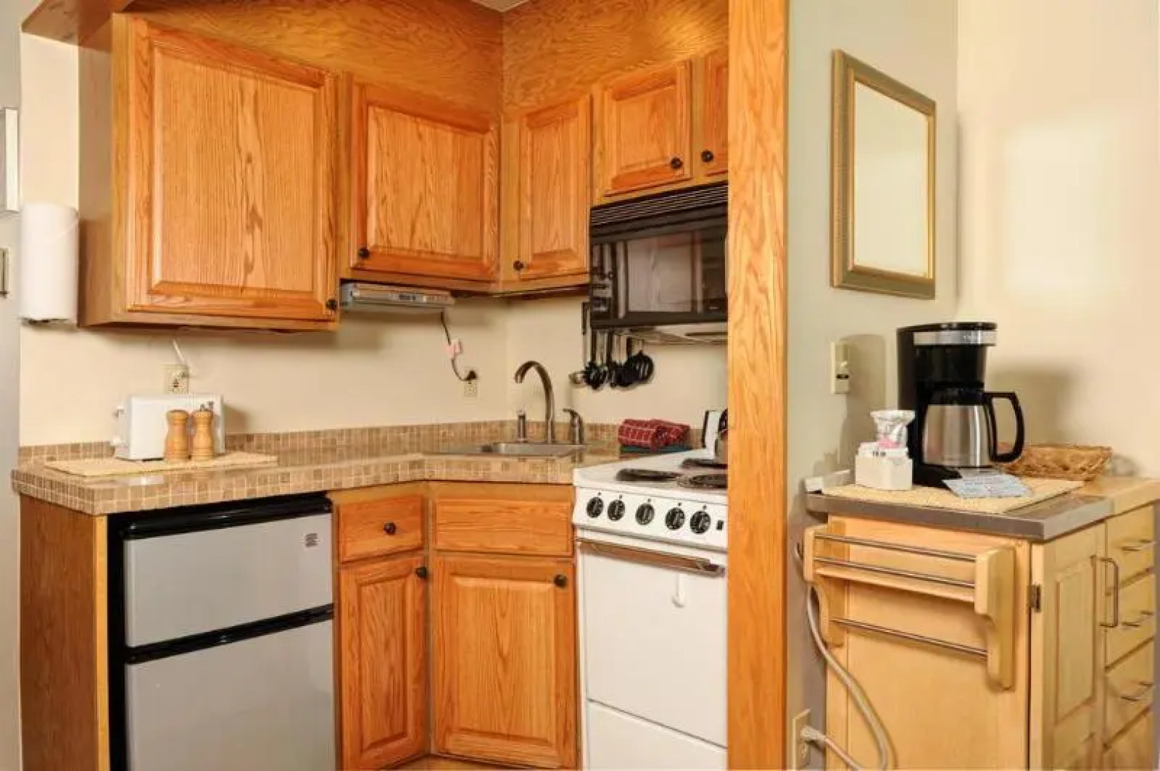 Lakeside Village Condominiums