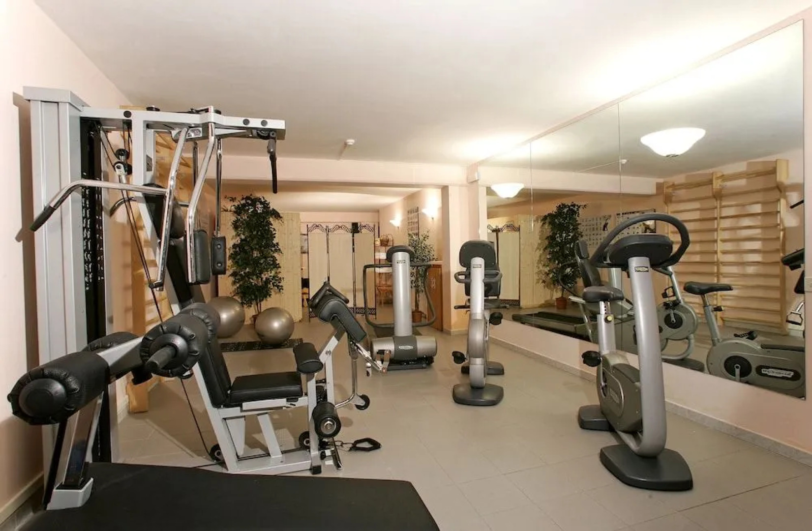 Valle del Buttero Hotel Residence