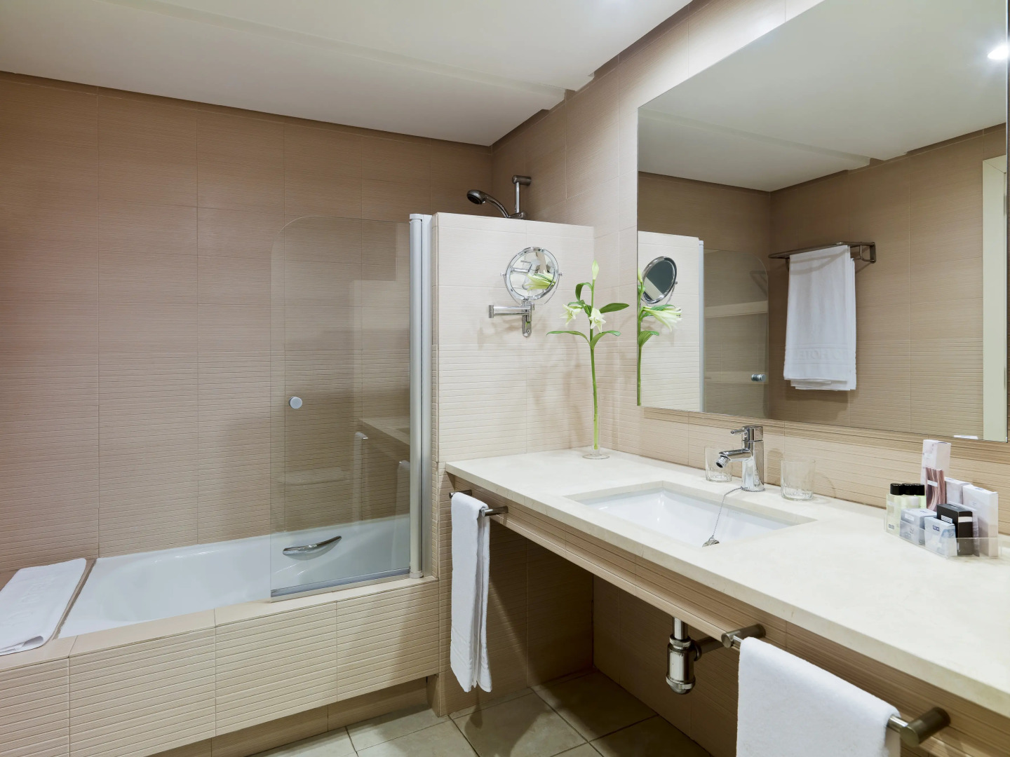 Отель H10 Estepona Palace