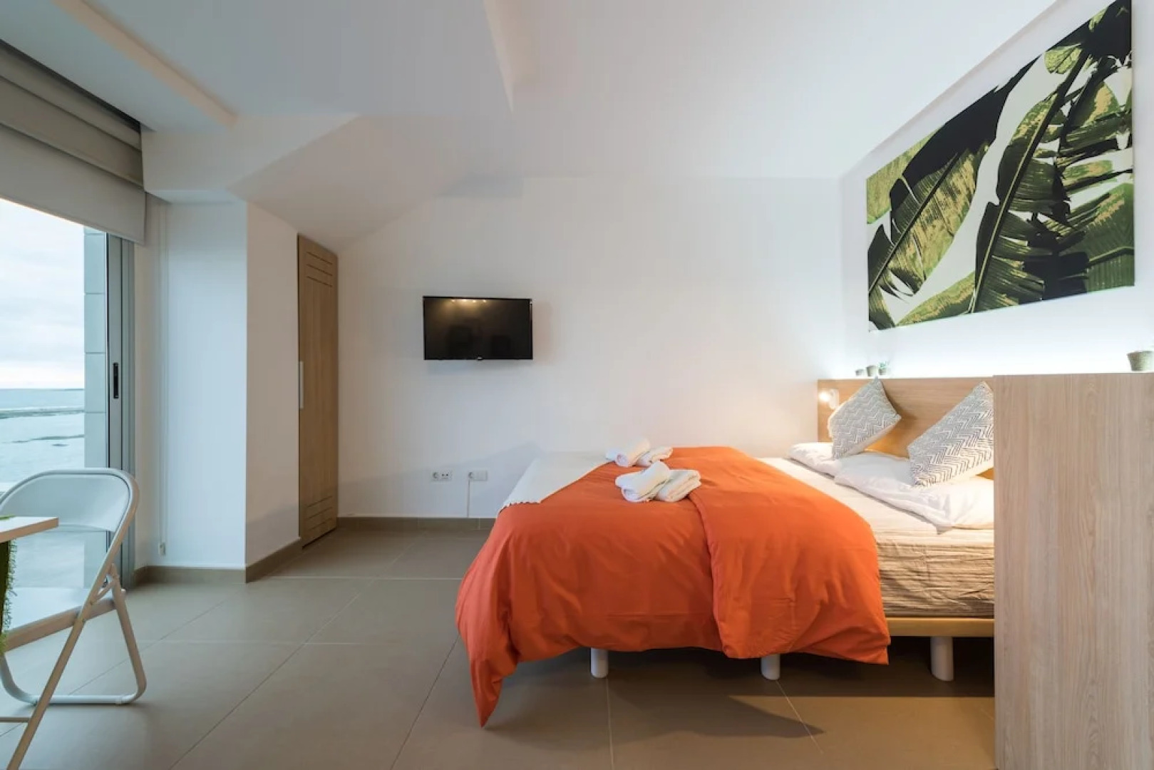 FRONT LINE SUITE BEACH by Living Las Canteras