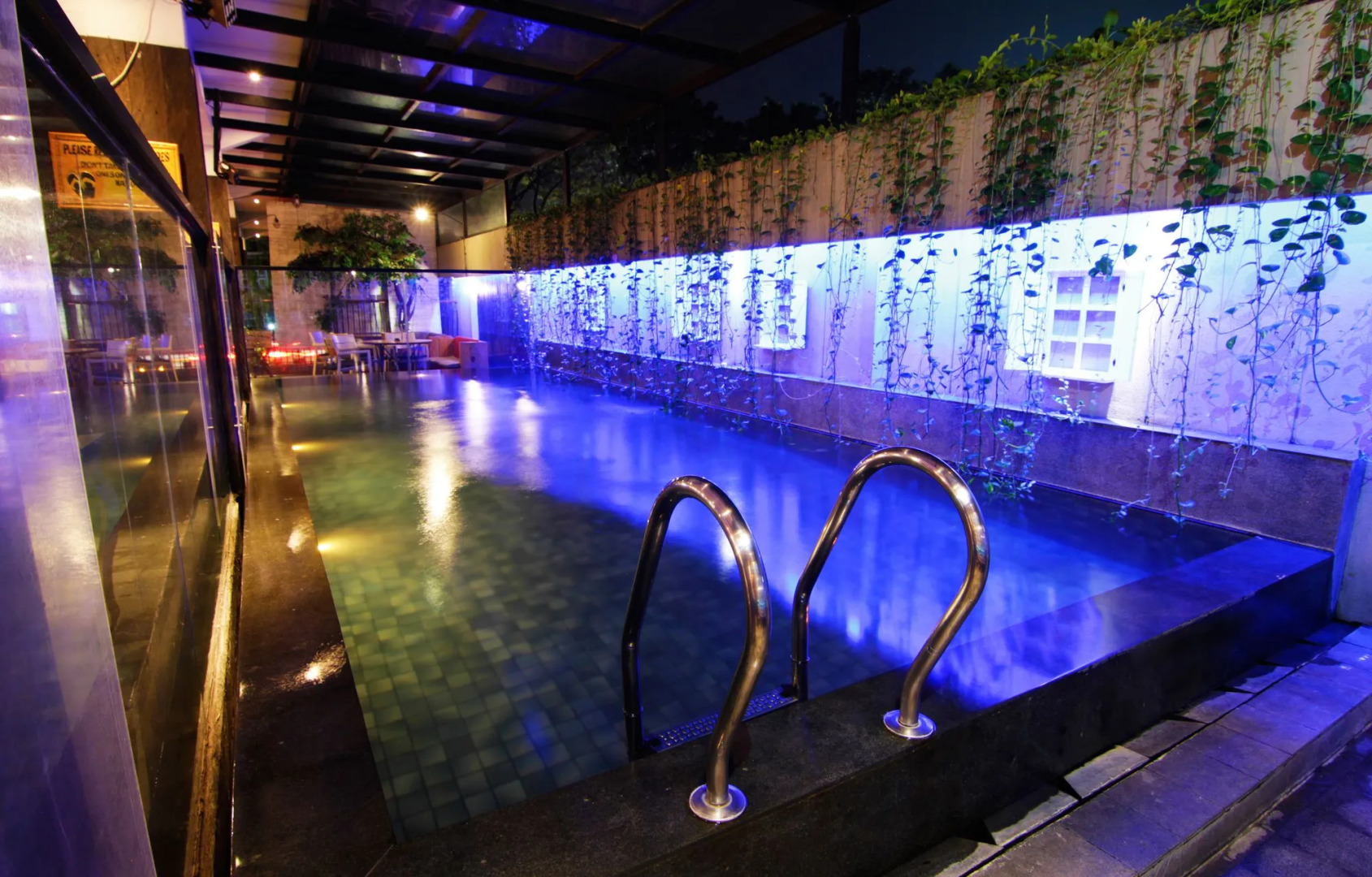 The 1O1 Bandung Dago