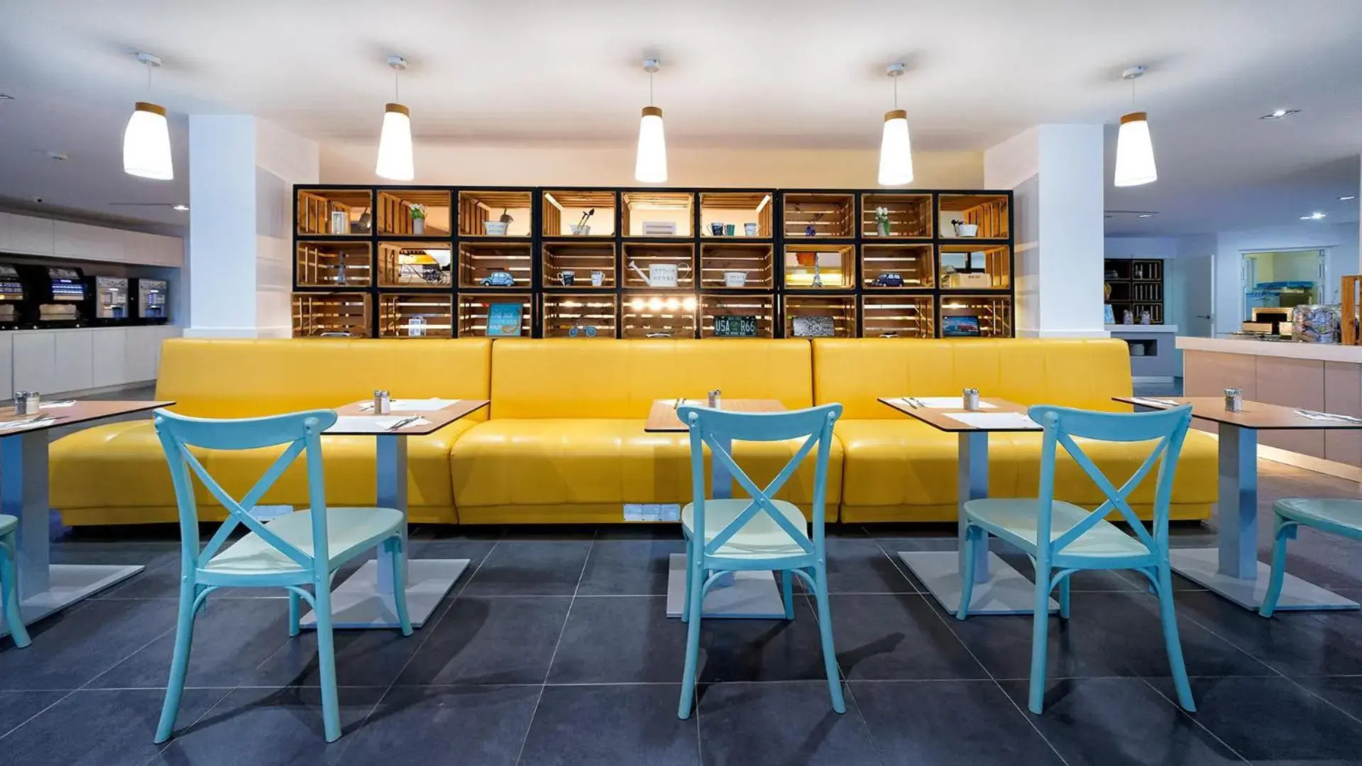 Apartamentos Blue Star