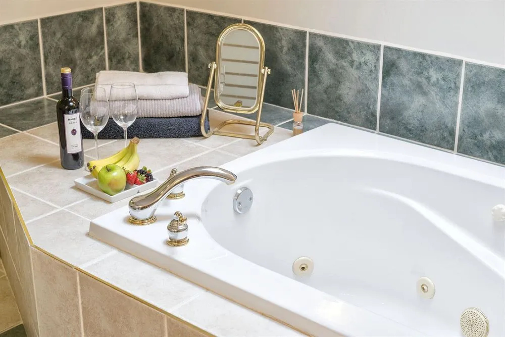 Tall Trees Bed & Breakfast