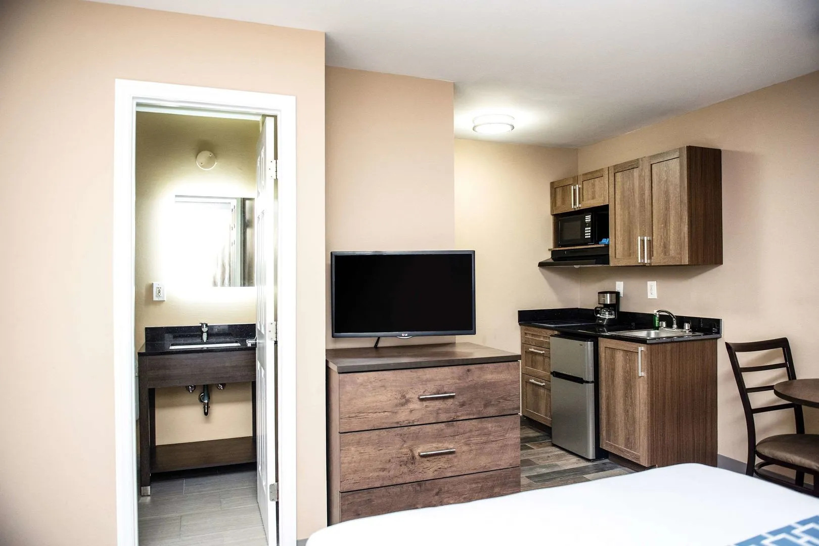 Suburban Extended Stay SE