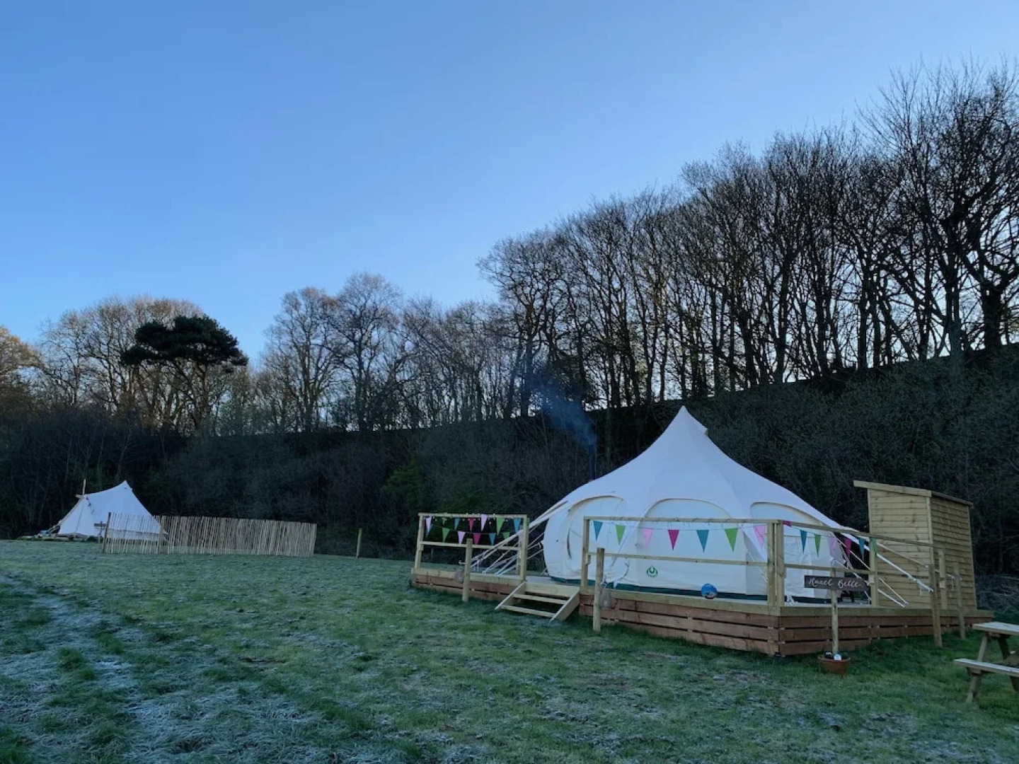 Lovely Spacious Lotus Bell Tent in Shaftesbury, UK