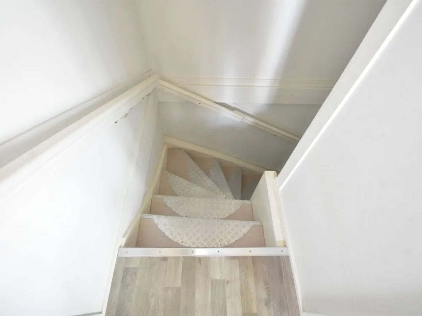 Modern Holiday Home in Wolphaartsdijk With Private Garden