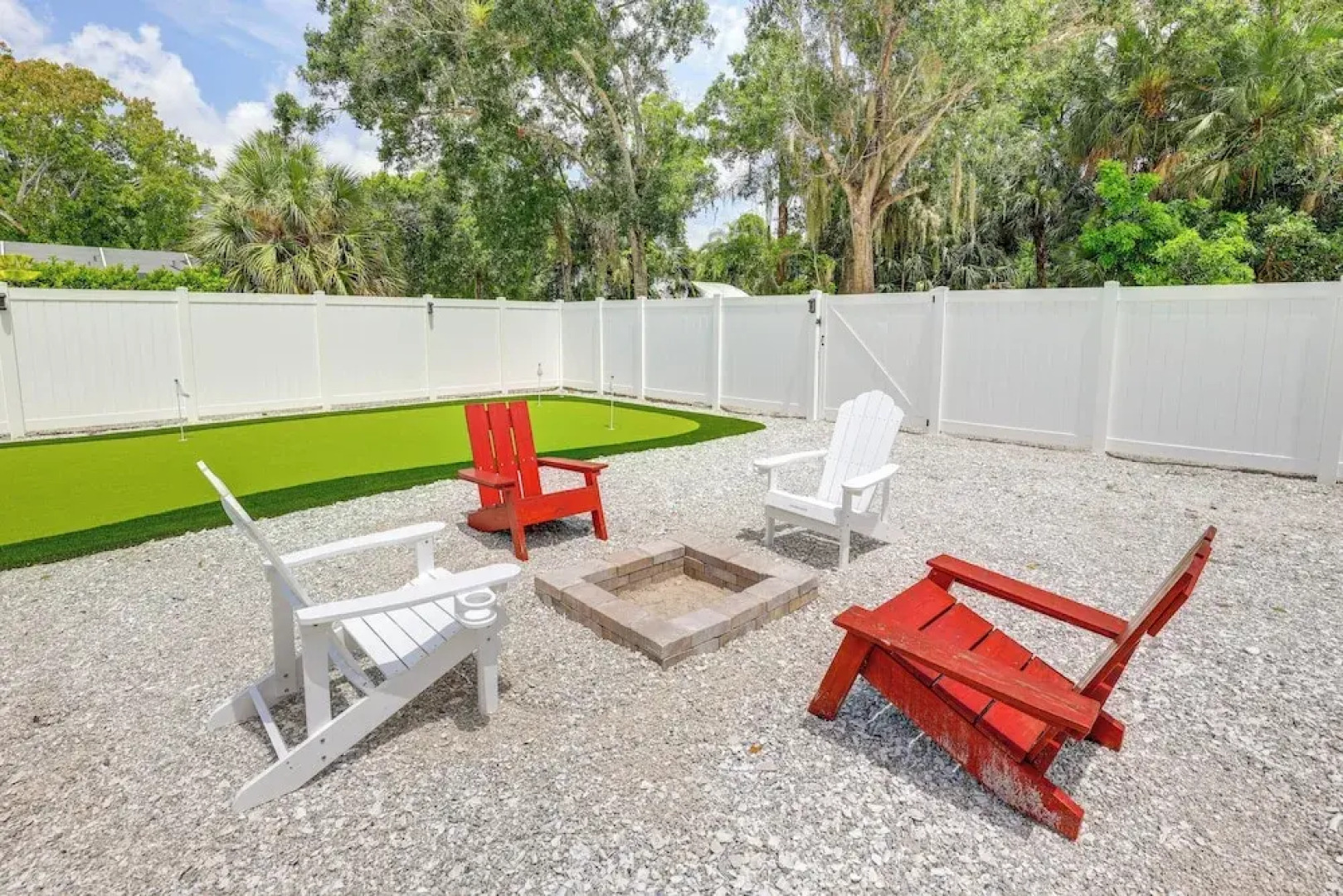 Vero Beach Vacation Rental: Pool & Putting Green!
