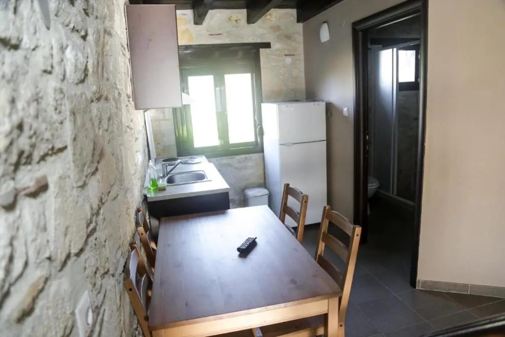 Gioulis Apartments & Studios