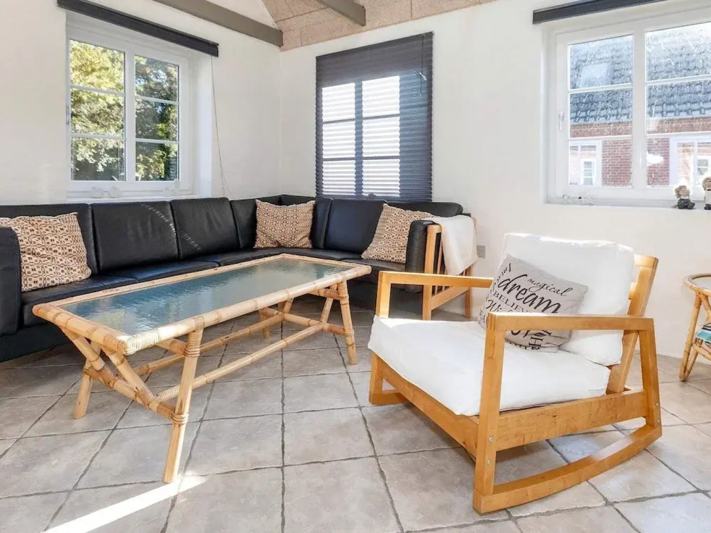 Adorable Holiday Home in Fur near Sea