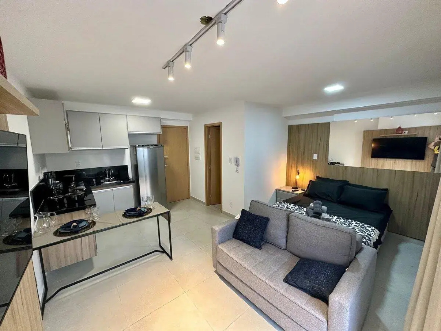 Studio Luxo Independência 915 Central