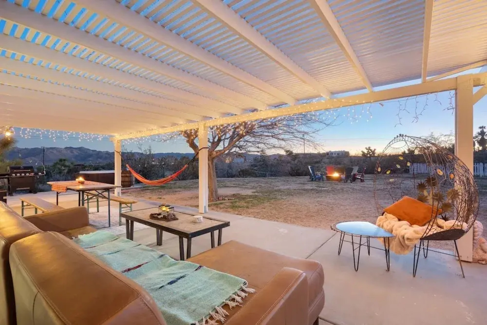 Pickle Ranch - Desert Paradise With Hot Tub, Fire Pit & Bbq 2 Bedroom Home by Redawning