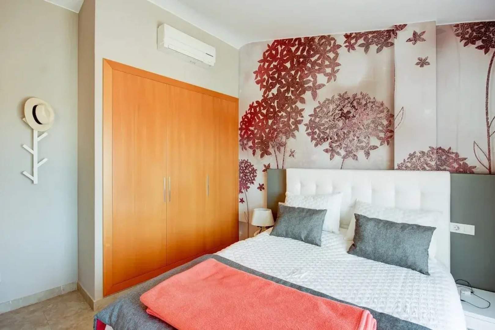 Duplex Apartment in Palau-saverdera