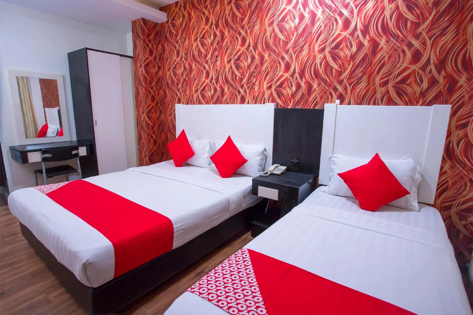 OYO 44037 King Park Hotel