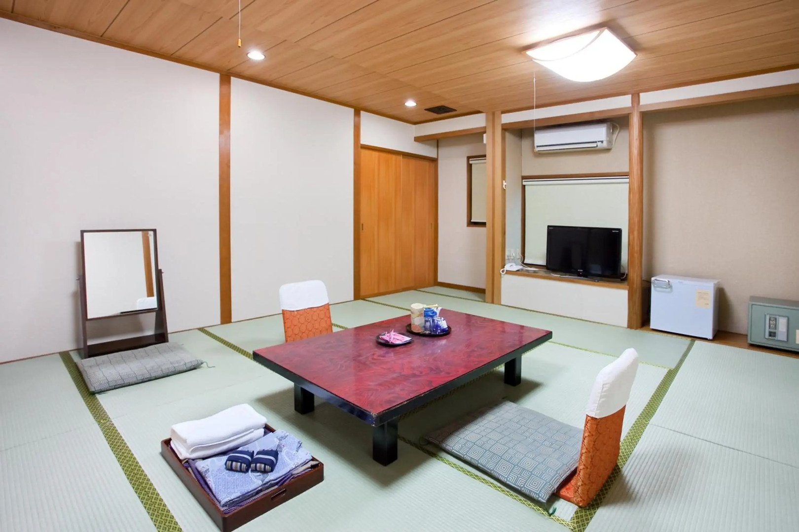 Tsuruya Ryokan