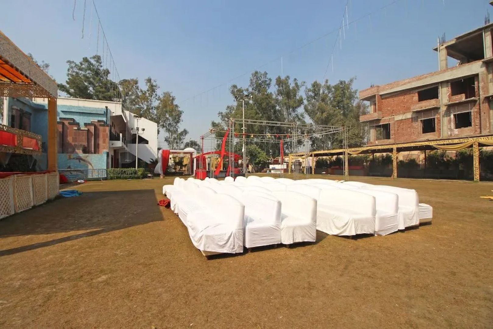 OYO 5183 Hotel Subhadra Residency