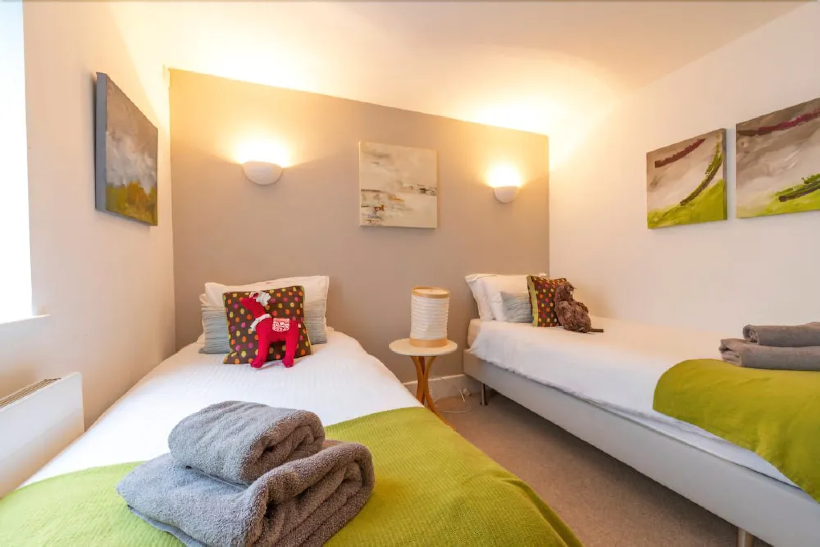 Chehondo - Clearwater: Luxury Lakeside Cottage