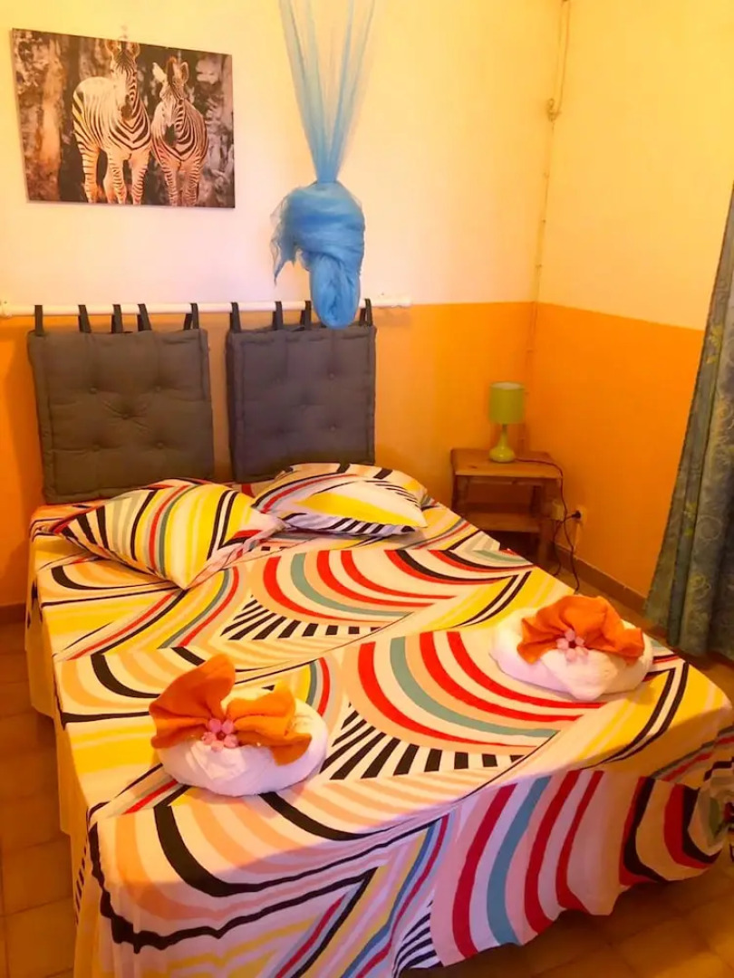 House With 2 Bedrooms in Terre de Haut, With Wonderful sea View, Enclosed Garden and Wifi Near the Beach