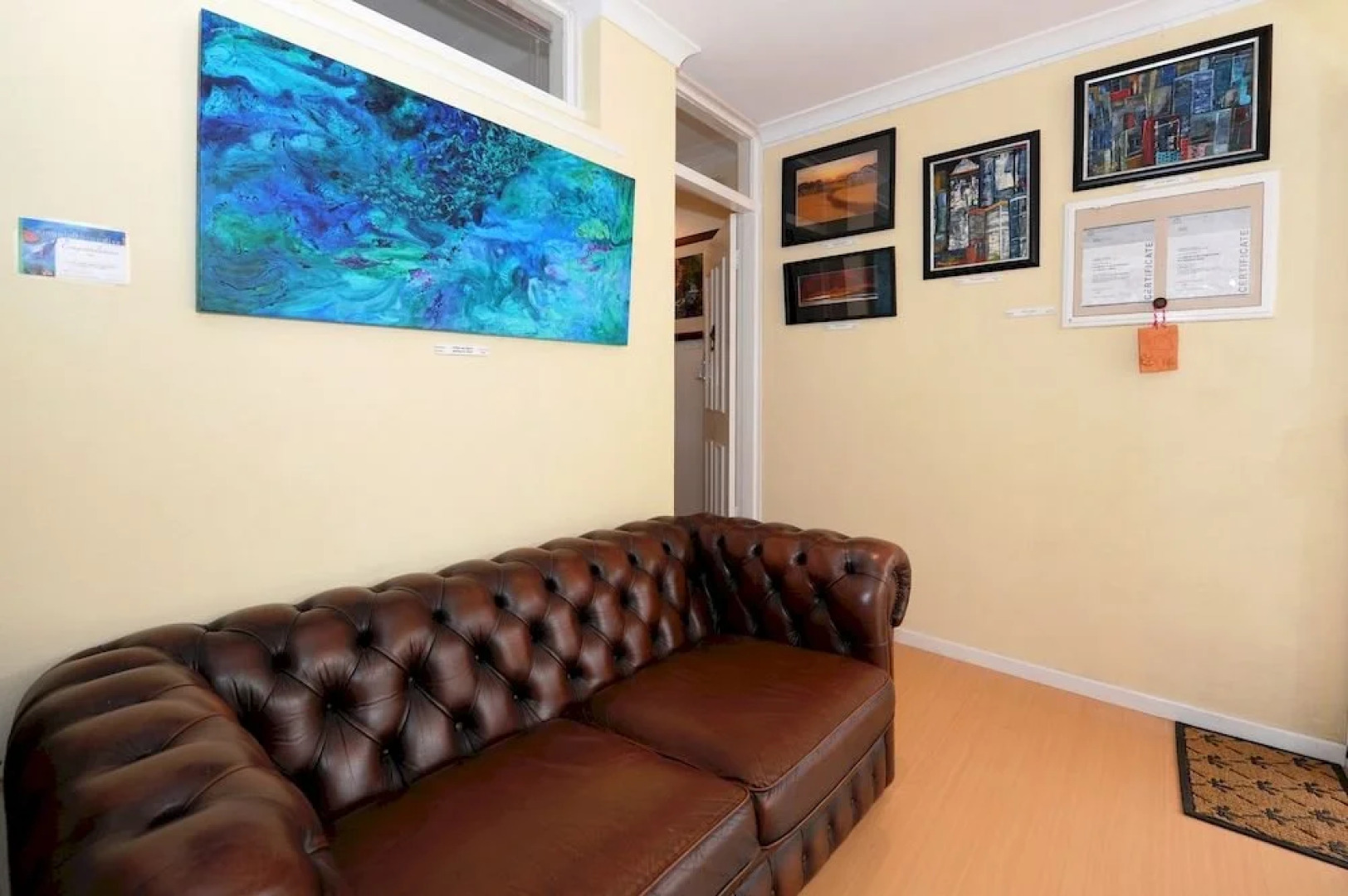 Albany View St Lodge B&B