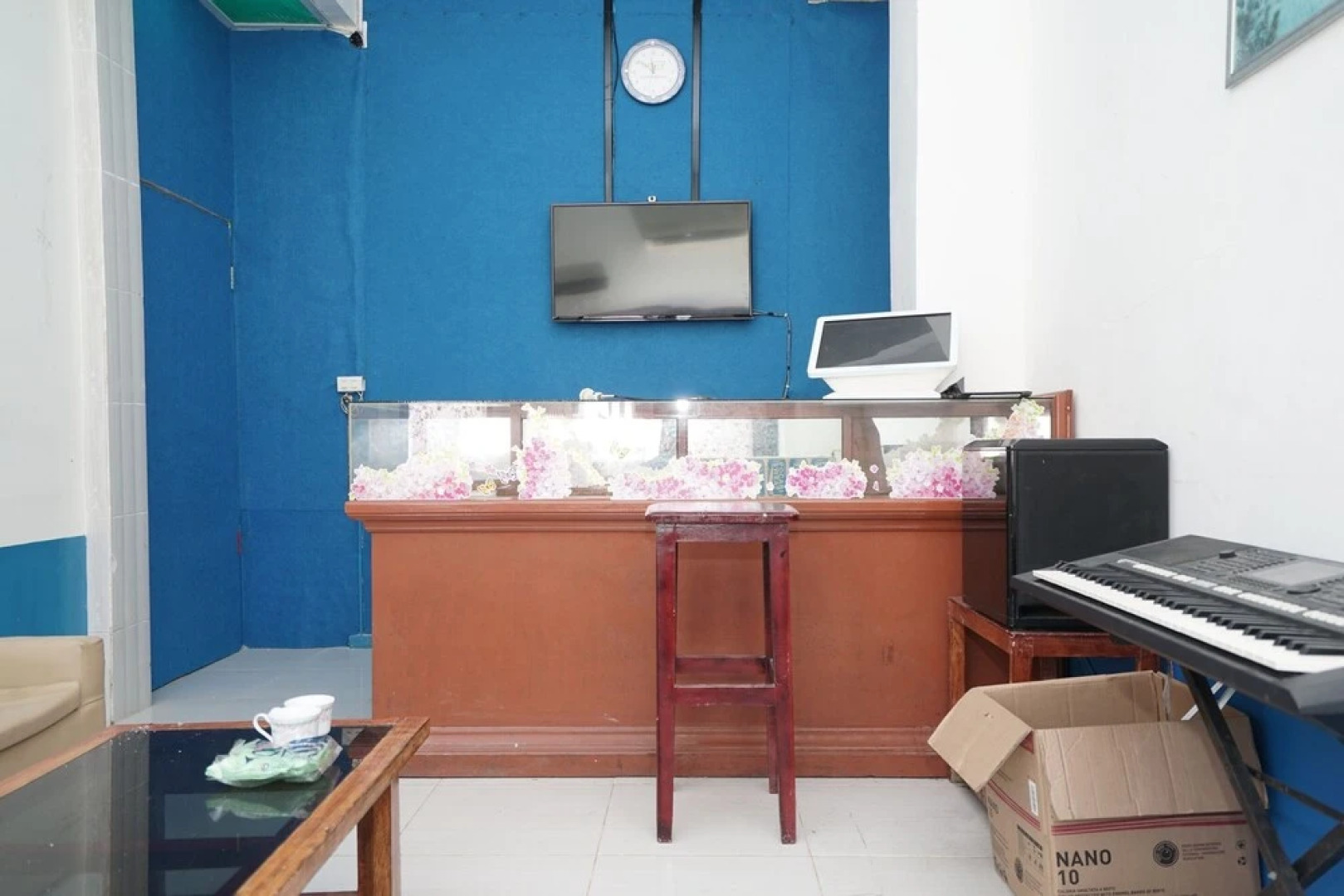 Paris Hotel by OYO Rooms