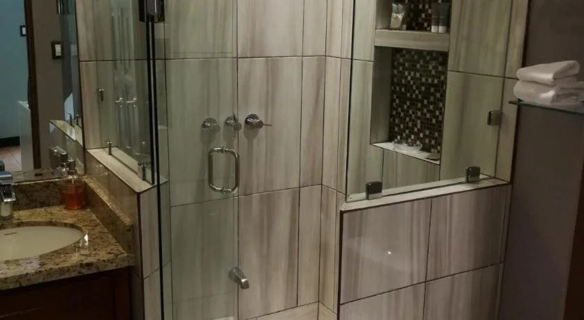 Espadilla Gardens Hotel